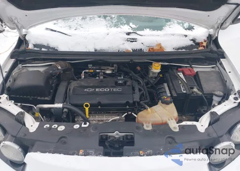 2015 Chevrolet Sonic Lt Auto z USA, uszkodzony, nr VIN 1G1JC5SH5F4161501